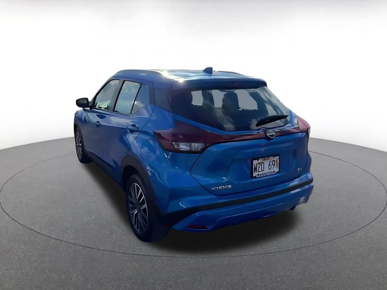 Used 2024 Nissan Kicks SV FWD image 10