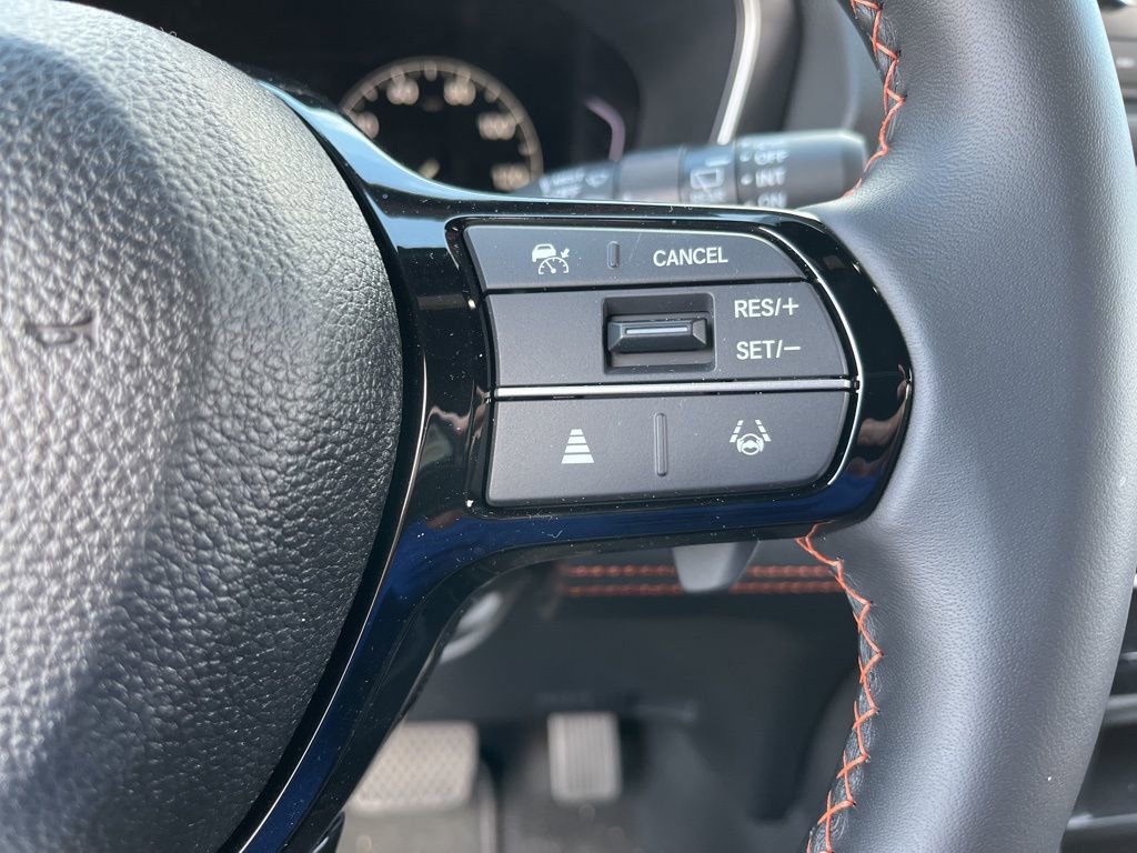 Certified 2025 Honda Pilot Sport image 22