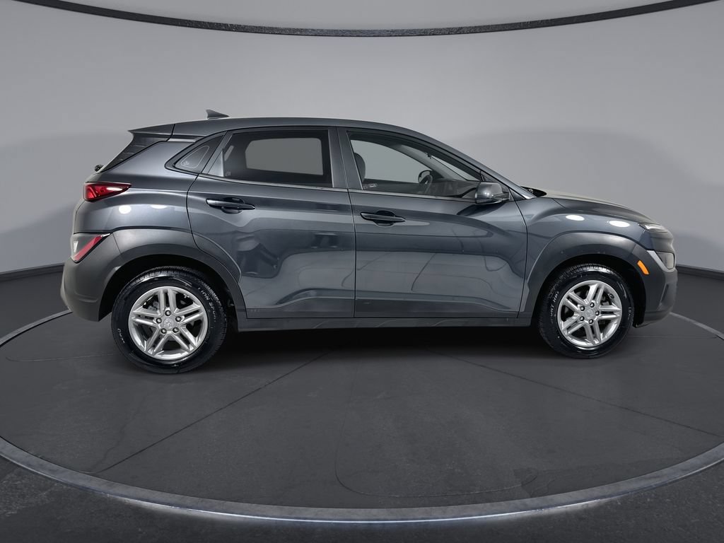 Used 2022 Hyundai Kona SE FWD image 9
