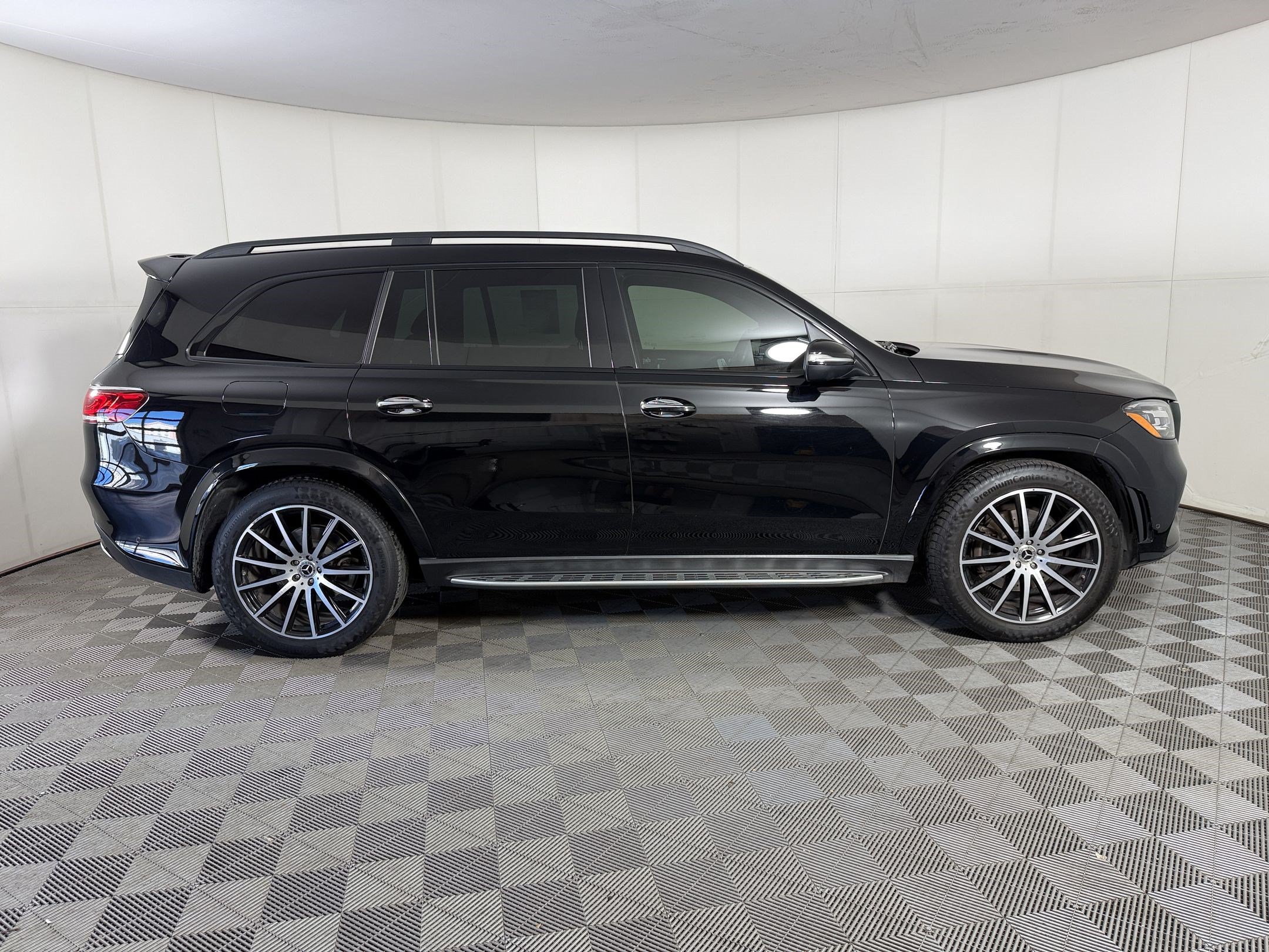 Used 2020 Mercedes-Benz GLS 580 4MATIC image 8