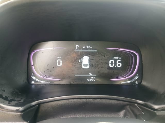 Certified 2025 Kia Soul LX w/ LX Technology Package FWD image 24