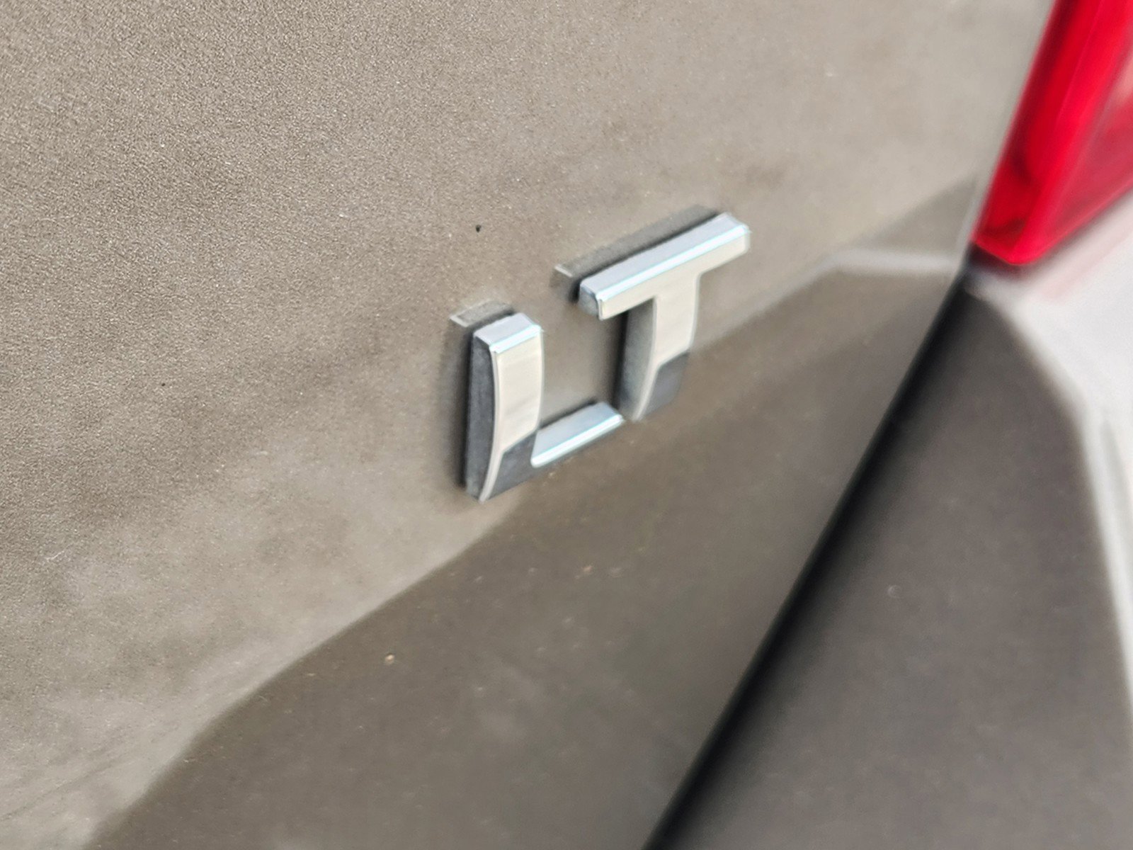 Used 2020 Chevrolet Trax LT w/ LT Convenience Package FWD image 27