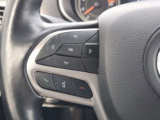 Used 2019 Jeep Cherokee Limited image 20