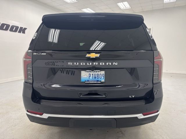Used 2025 Chevrolet Suburban LT AWD/4WD image 6