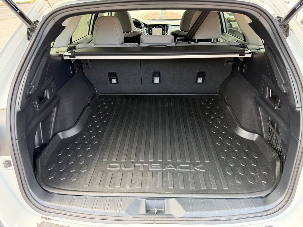 Used 2024 Subaru Outback Premium AWD/4WD image 7