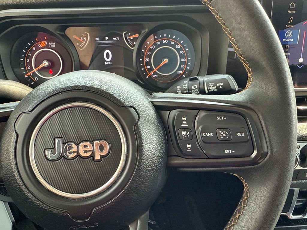 Used 2024 Jeep Wrangler Unlimited Sport AWD/4WD image 29