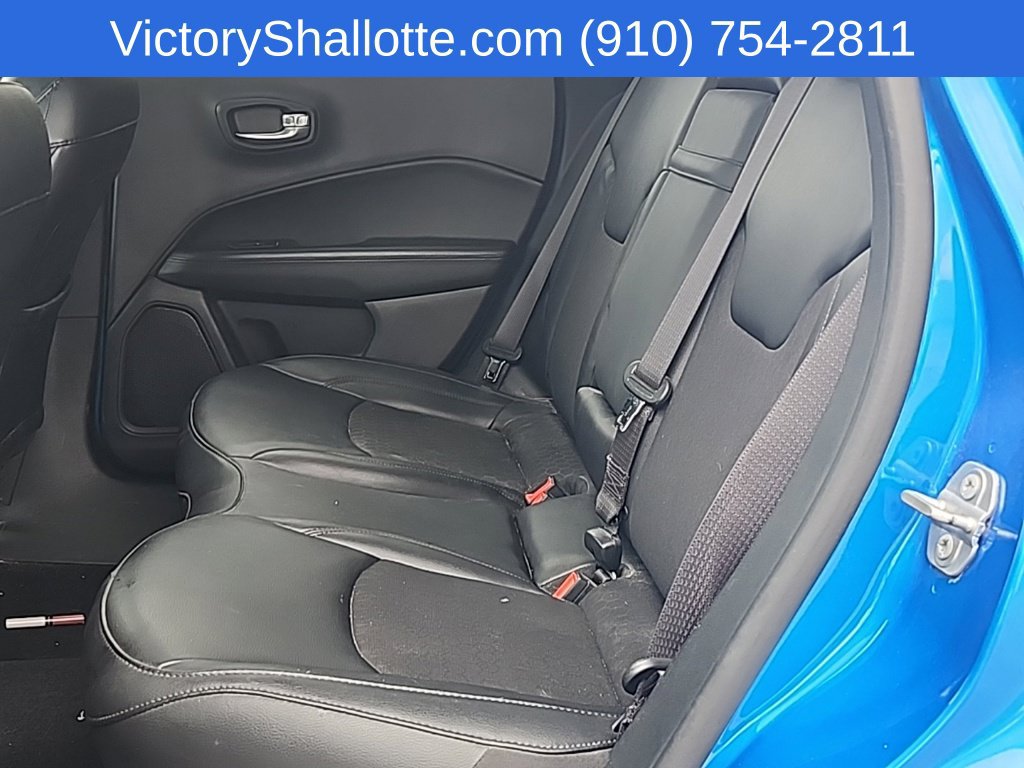 Used 2019 Jeep Compass Latitude FWD image 17