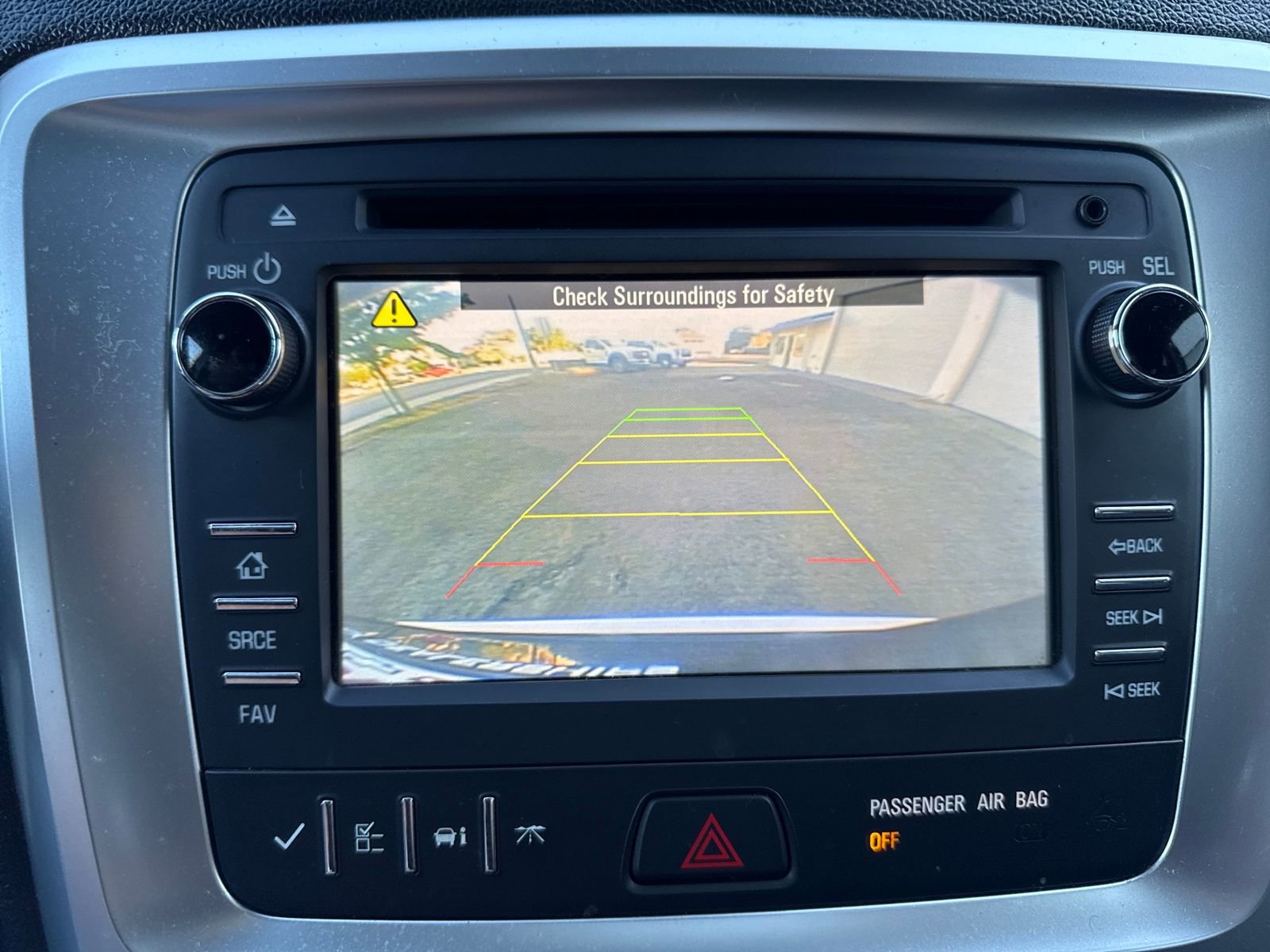 Used 2015 GMC Acadia SLE image 20