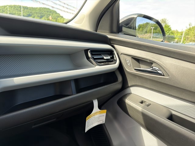 New 2027 Chevrolet Bolt RS w/ Technology Package FWD image 23