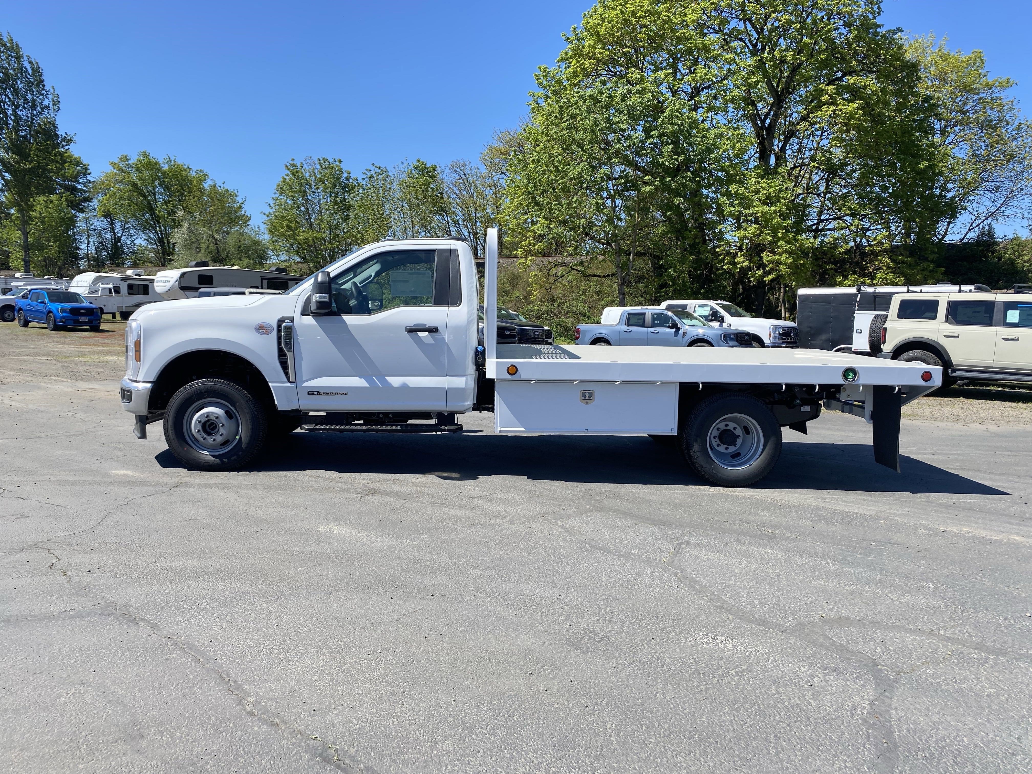 New 2025 Ford F350 XL w/ XL Chrome Package image 2