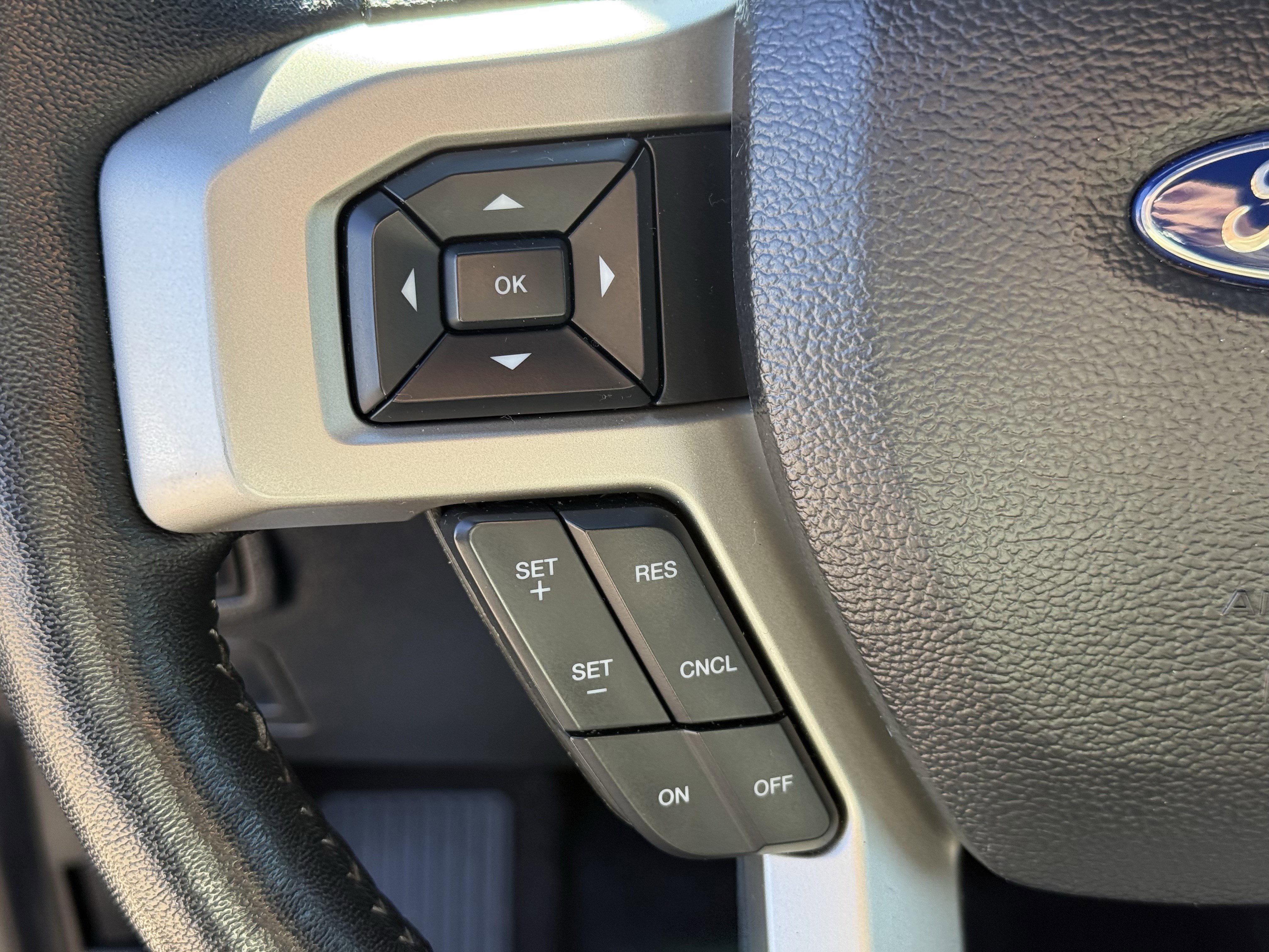 Used 2019 Ford F150 Lariat image 16