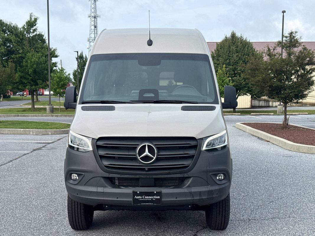 Used 2026 Mercedes-Benz Sprinter 2500 image 3