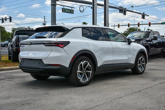 Used 2025 Chevrolet Equinox EV LT image 9