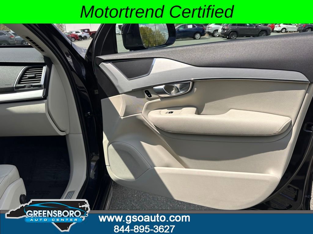 Used 2017 Volvo XC90 T6 Momentum w/ Vision Package AWD/4WD image 19