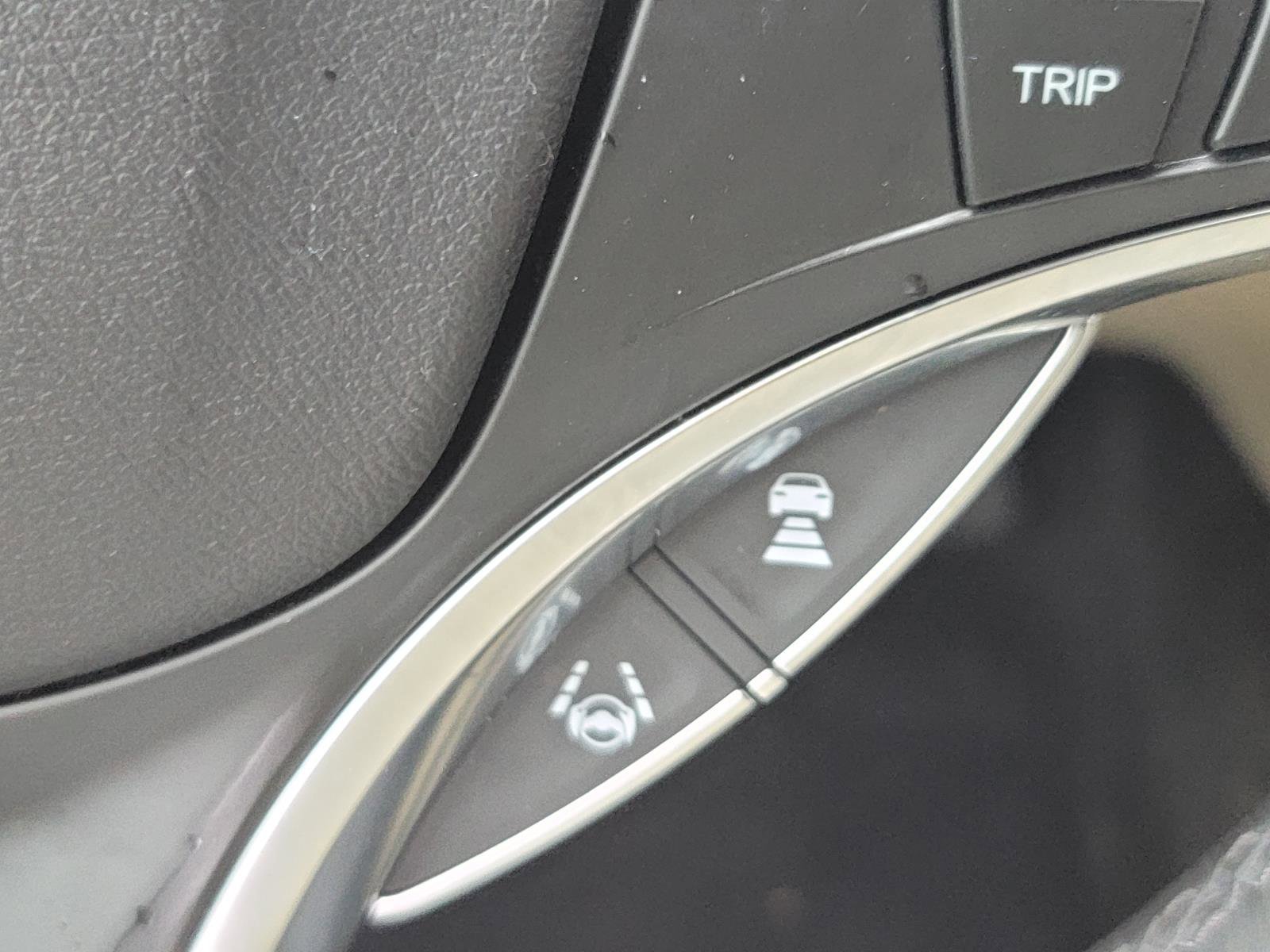 Used 2017 Acura MDX SH-AWD w/ Advance Package image 16