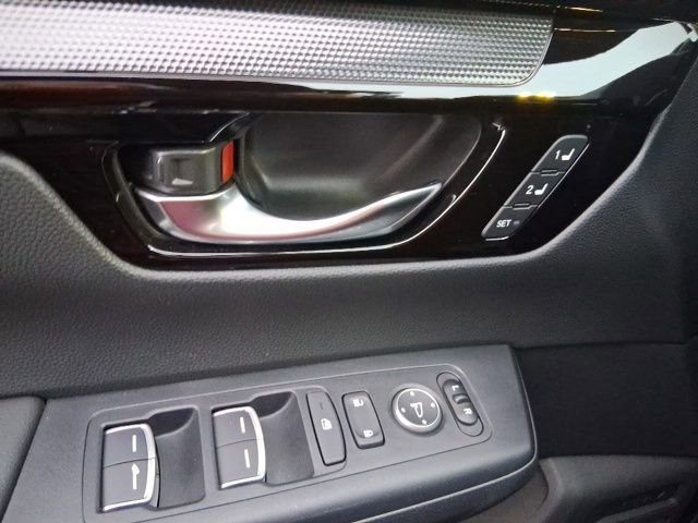 Used 2025 Honda CR-V Sport Touring image 20