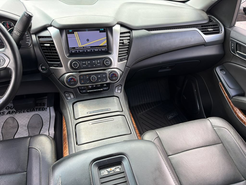 Used 2018 Chevrolet Tahoe Premier AWD/4WD image 16