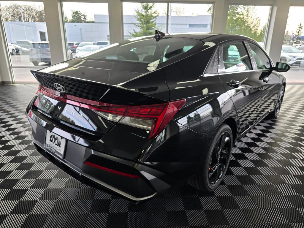 New 2026 Hyundai Elantra SEL Sport image 5