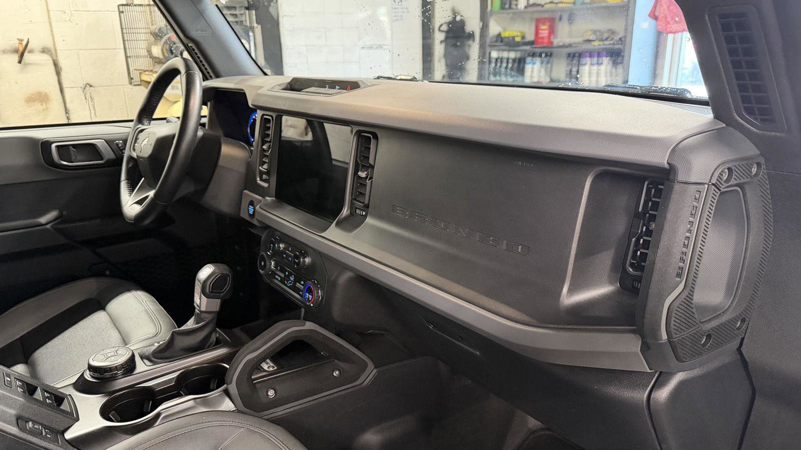 Used 2024 Ford Bronco Big Bend image 30