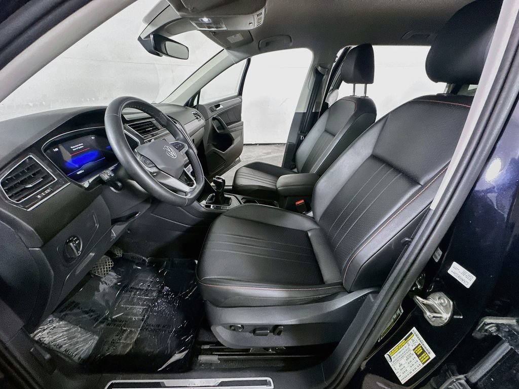 Used 2024 Volkswagen Tiguan SE FWD image 15
