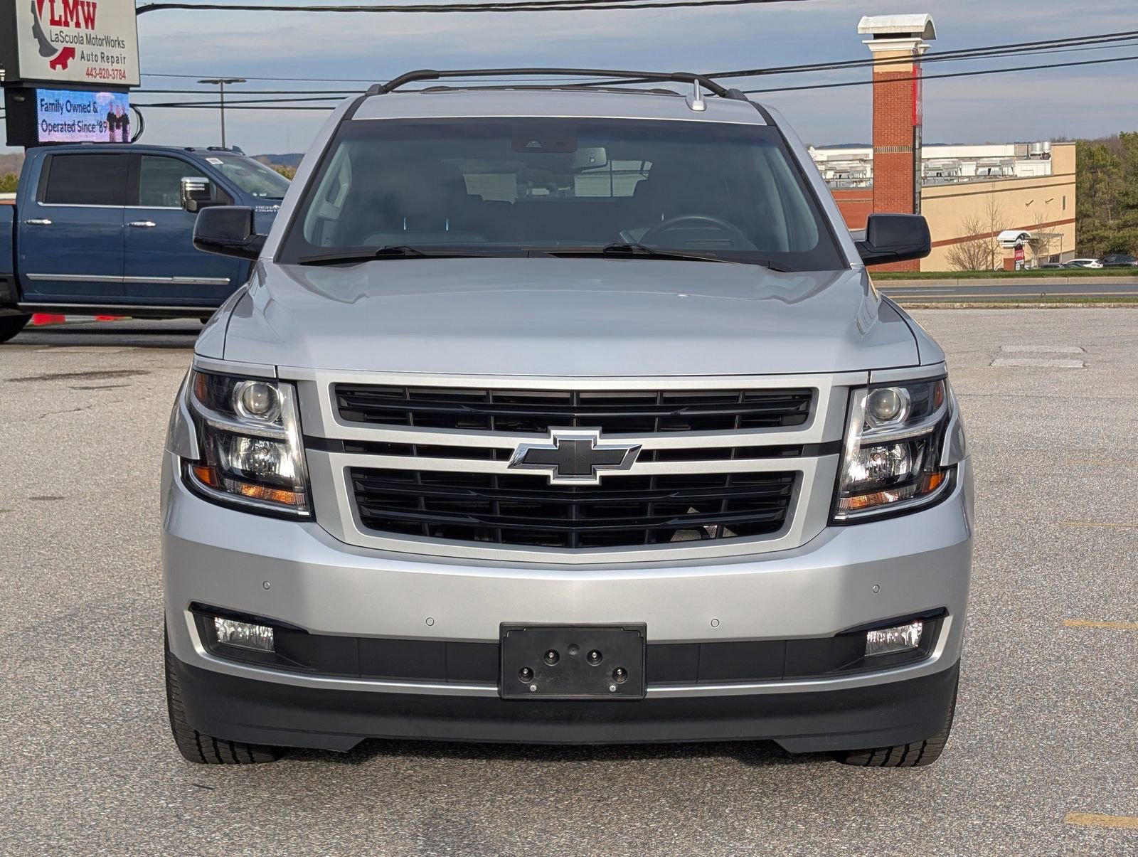 Used 2019 Chevrolet Suburban Premier image 5