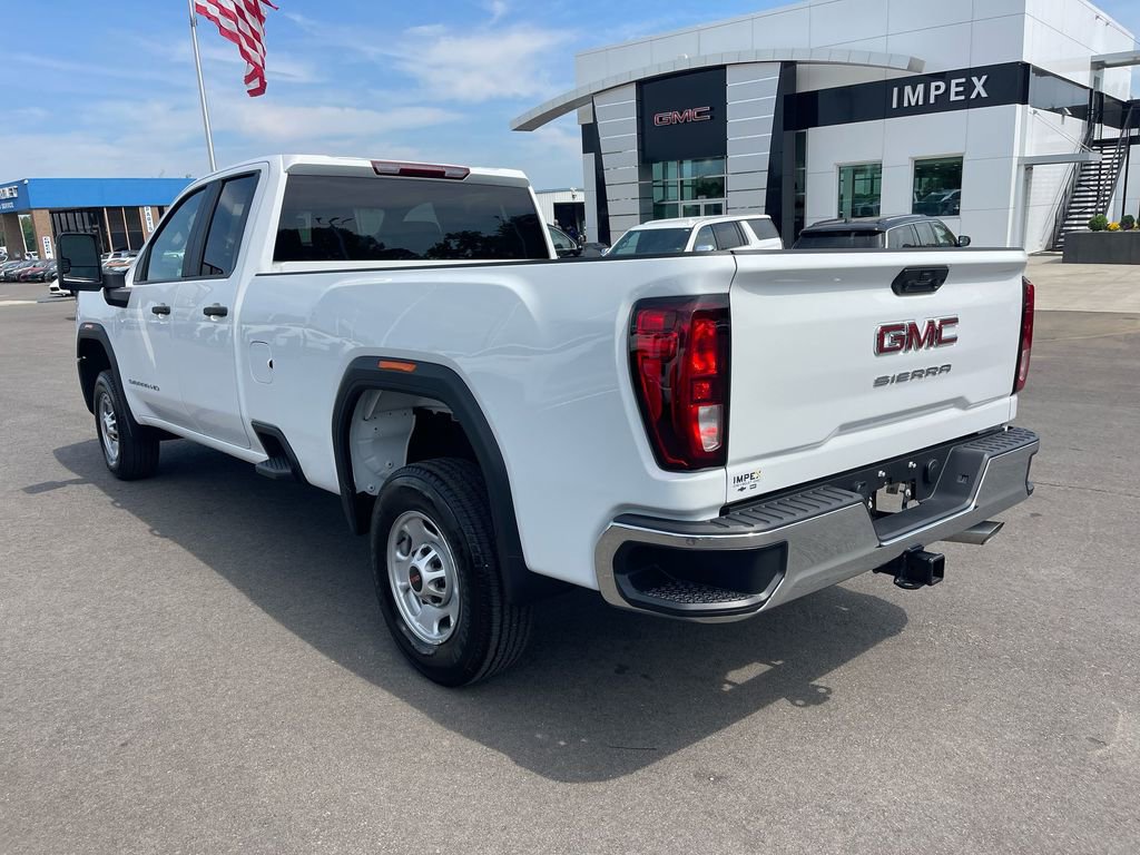 Used 2024 GMC Sierra 2500 Pro w/ Convenience Package image 3