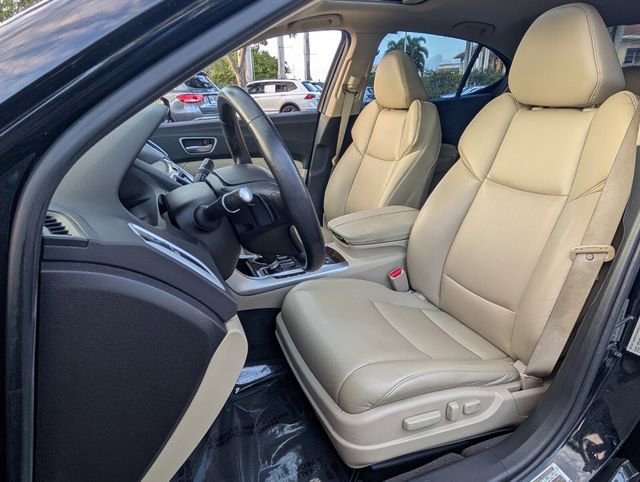 Used 2020 Acura TLX image 13