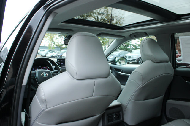 Used 2023 Toyota Camry XSE w/ Navigation Package FWD image 32