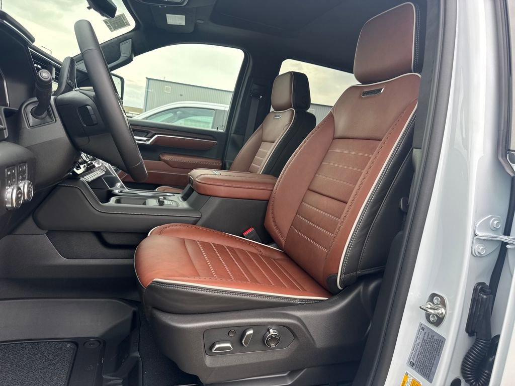 New 2026 GMC Sierra 3500 Denali Ultimate image 9