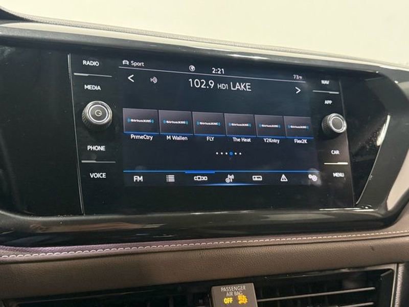 Used 2022 Volkswagen Taos SEL image 25