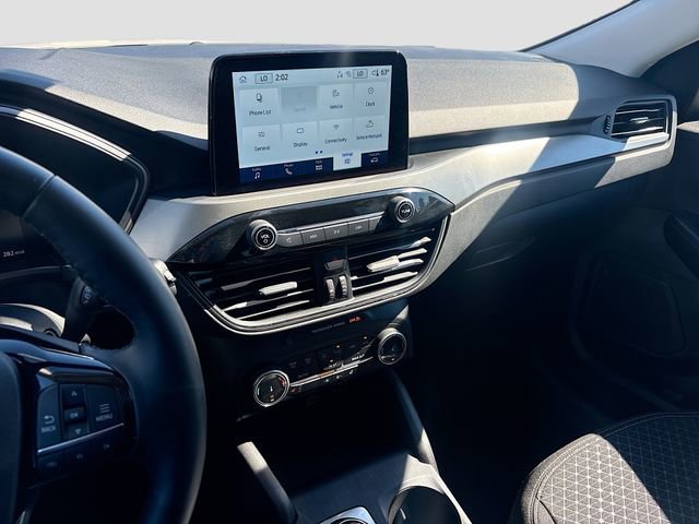 Used 2024 Ford Escape Active w/ Cold Weather Package image 26