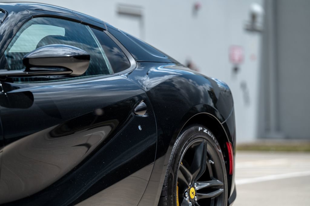 Used 2022 Ferrari 812 GTS RWD image 39