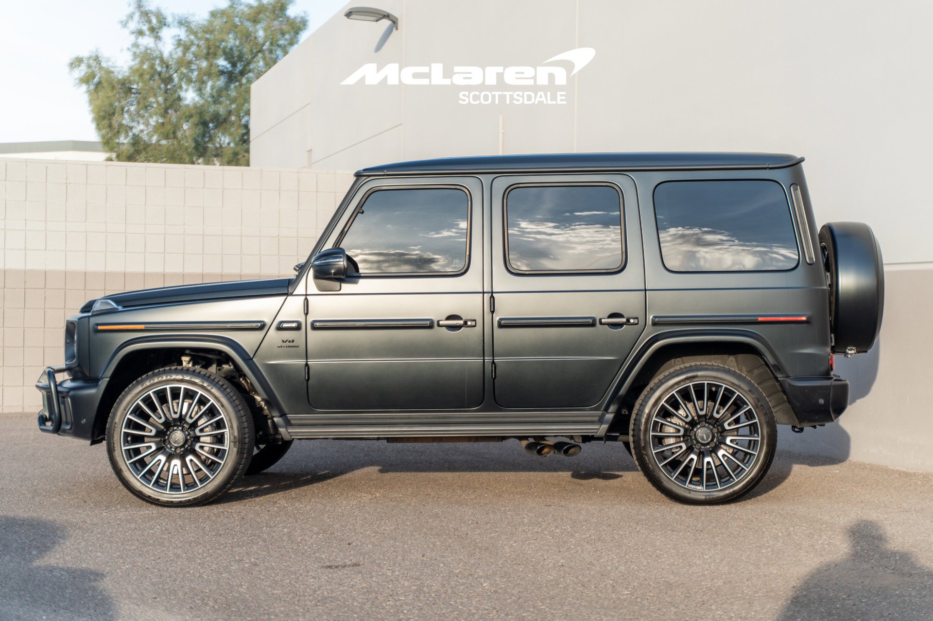 Used 2025 Mercedes-Benz G 63 AMG AMG G 63 image 4