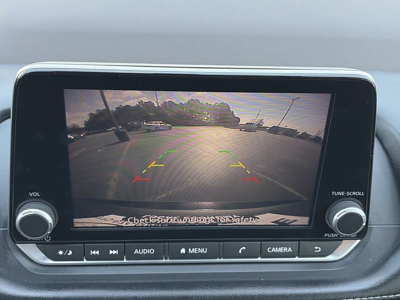 Used 2023 Nissan Rogue S image 13