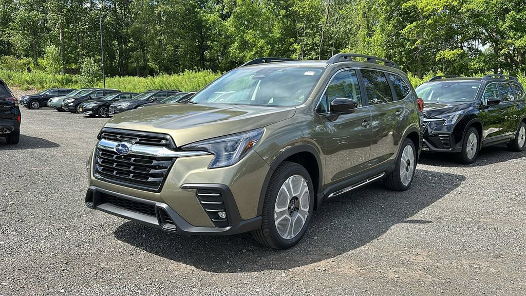 New 2025 Subaru Ascent Limited image 3
