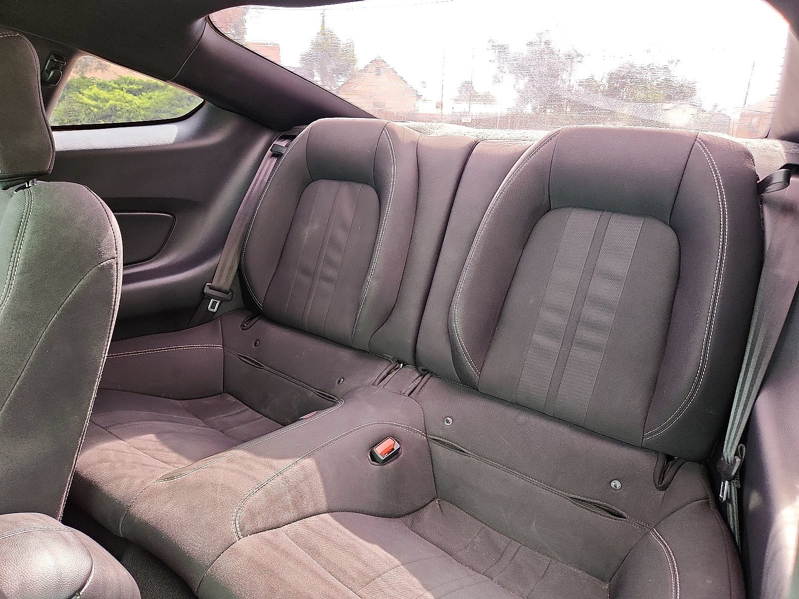 Used 2022 Ford Mustang Coupe RWD image 9