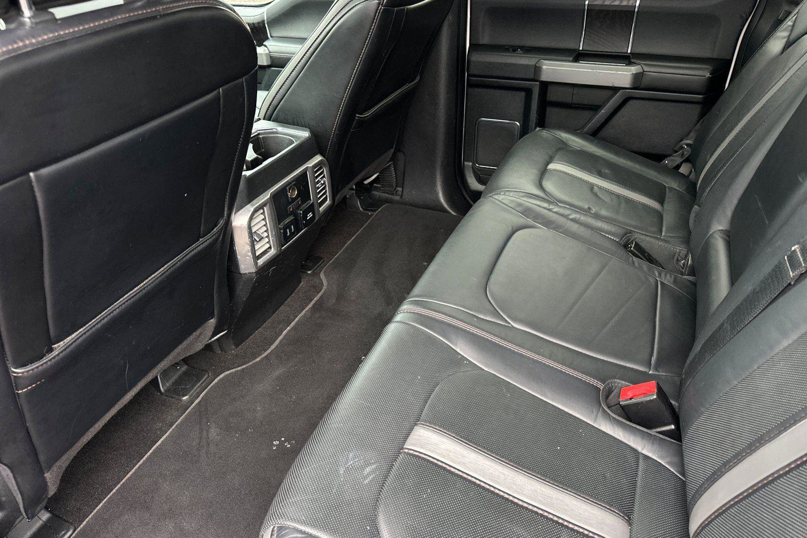 Used 2018 Ford F150 Platinum w/ Equipment Group 701A Luxury image 12