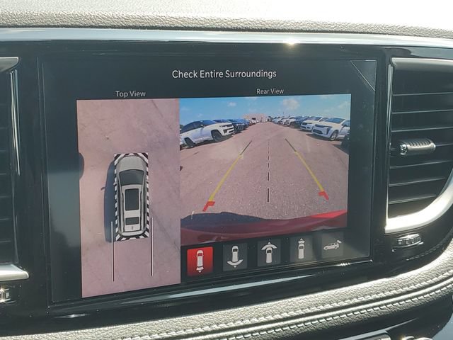 New 2027 Chrysler Pacifica Select w/ Family Tech Group FWD image 26