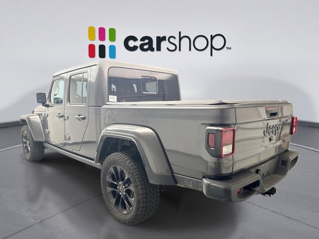 Used 2025 Jeep Gladiator Sport AWD/4WD image 3