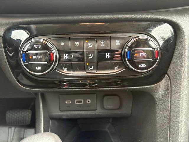 Used 2023 Buick Encore GX Select w/ Safety Package II AWD/4WD image 23