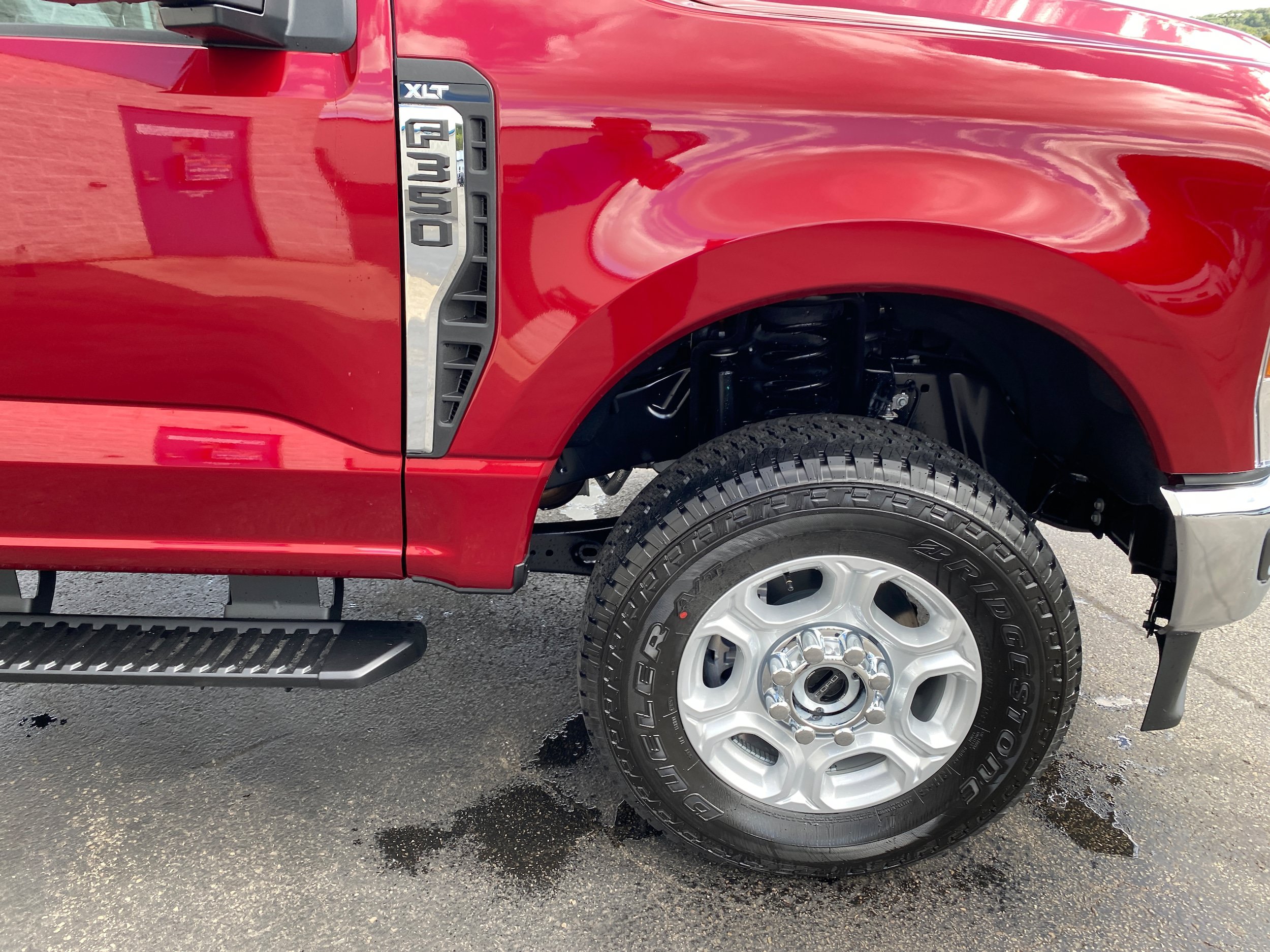 New 2026 Ford F350 XLT w/ XLT Value Package AWD/4WD image 17