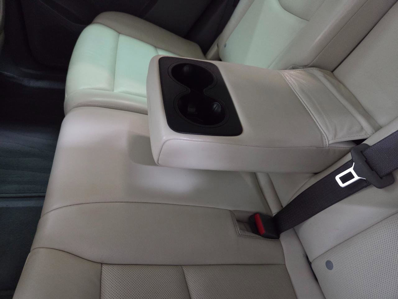 Used 2017 Cadillac XT5 Premium Luxury w/ Advanced Security Package image 29