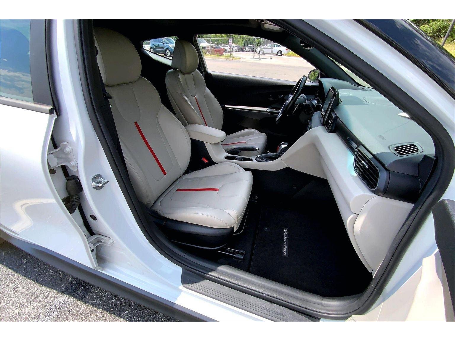Used 2019 Hyundai Veloster Turbo Ultimate FWD image 22