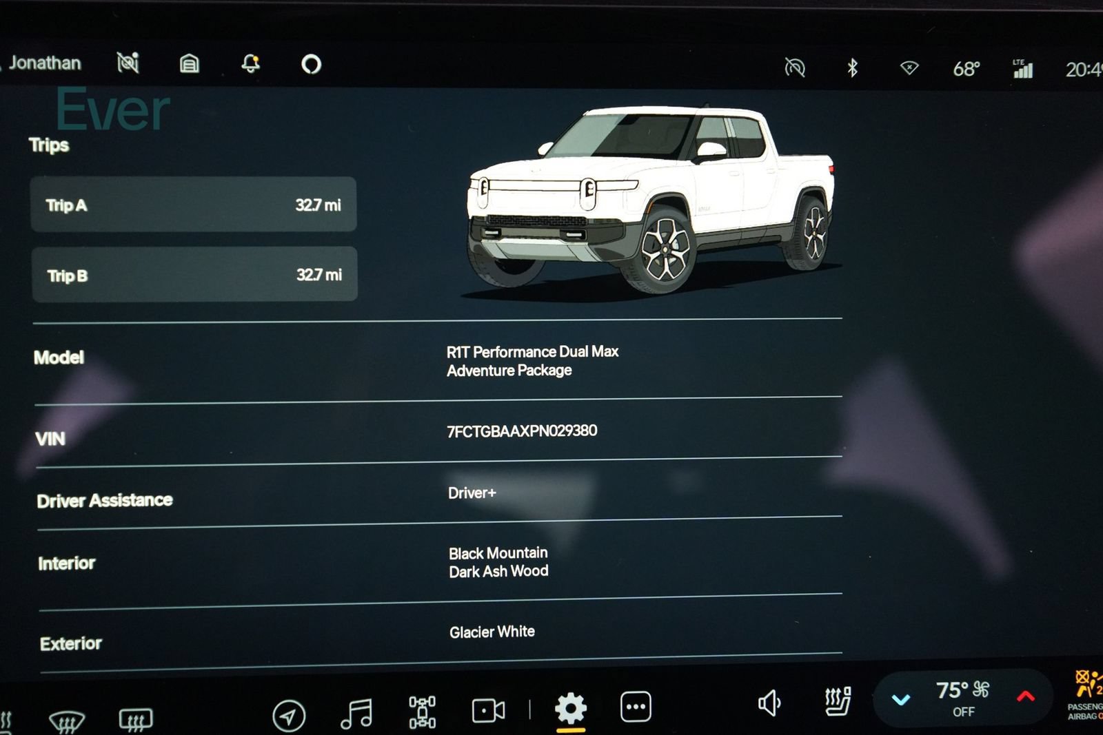 Used 2023 Rivian R1T Adventure AWD/4WD image 7