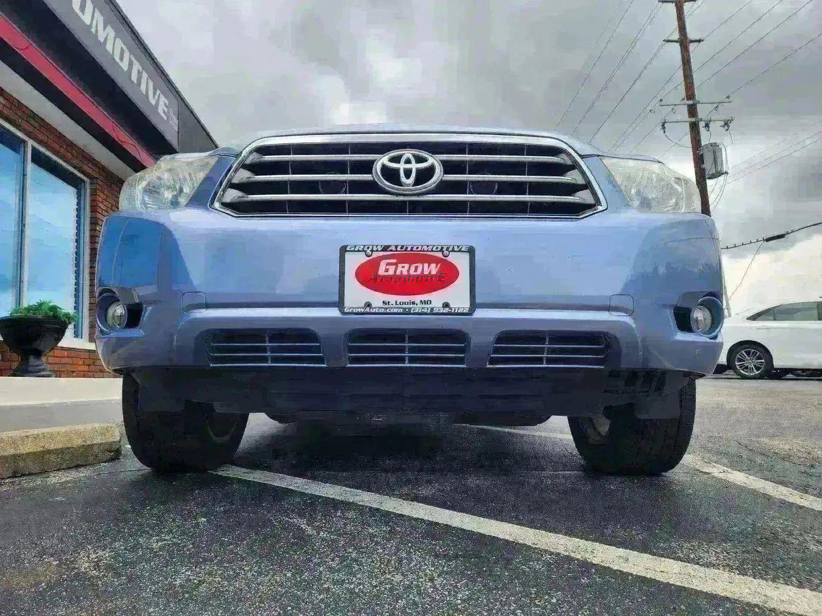 Used 2010 Toyota Highlander Limited image 18