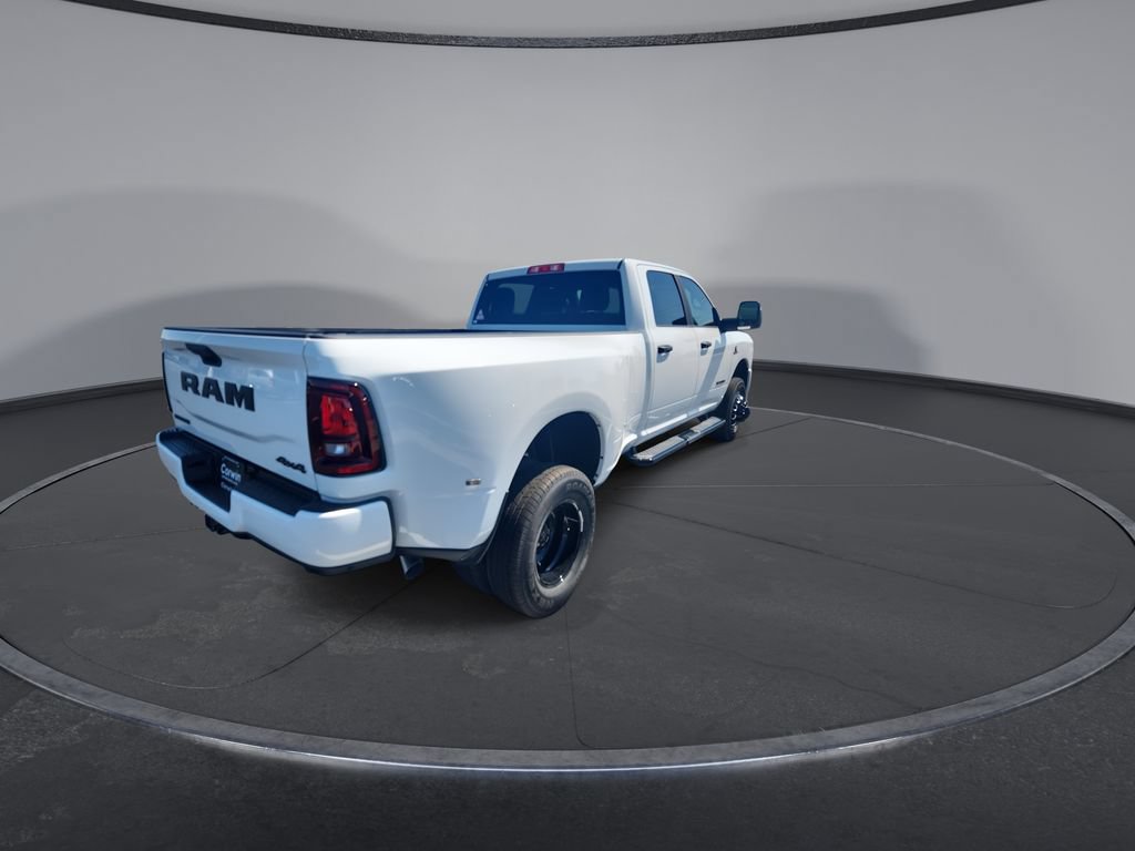 New 2026 RAM 3500 Big Horn AWD/4WD image 8