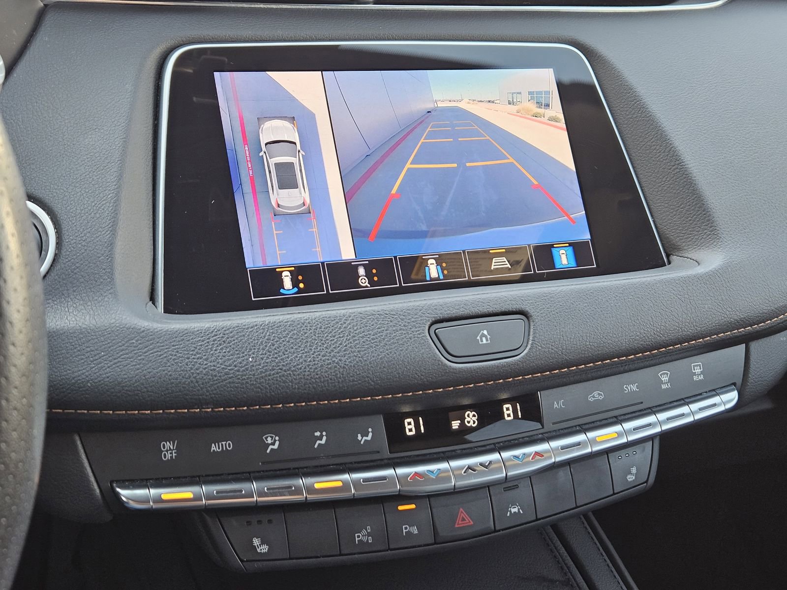 Certified 2023 Cadillac XT4 Sport w/ LPO, Onyx Lite Package image 20