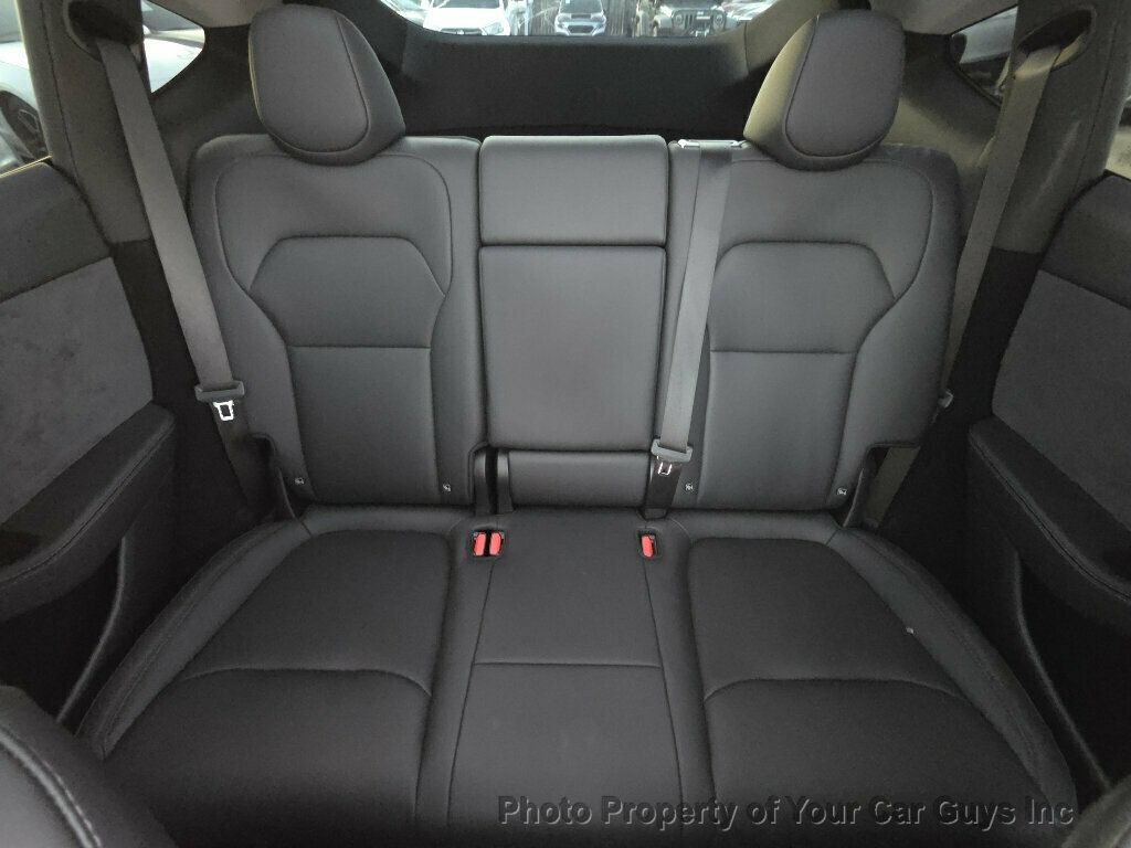 Used 2026 Tesla Model Y Long Range RWD image 30