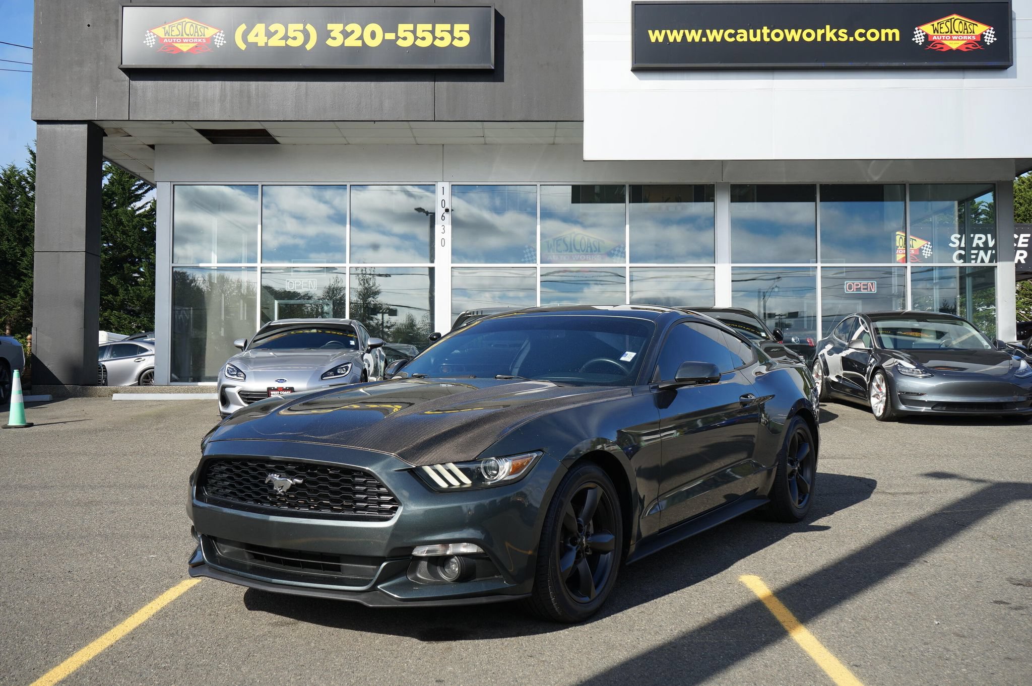 Used 2015 Ford Mustang Coupe w/ Equipment Group 051A RWD image 2