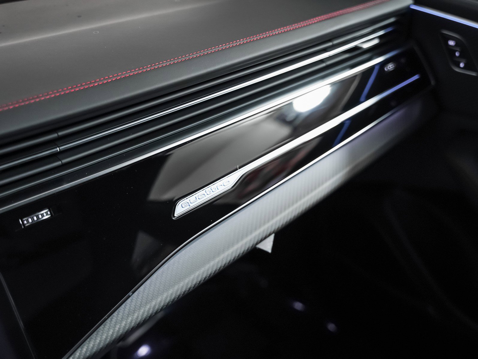 New 2026 Audi SQ8 Prestige image 19